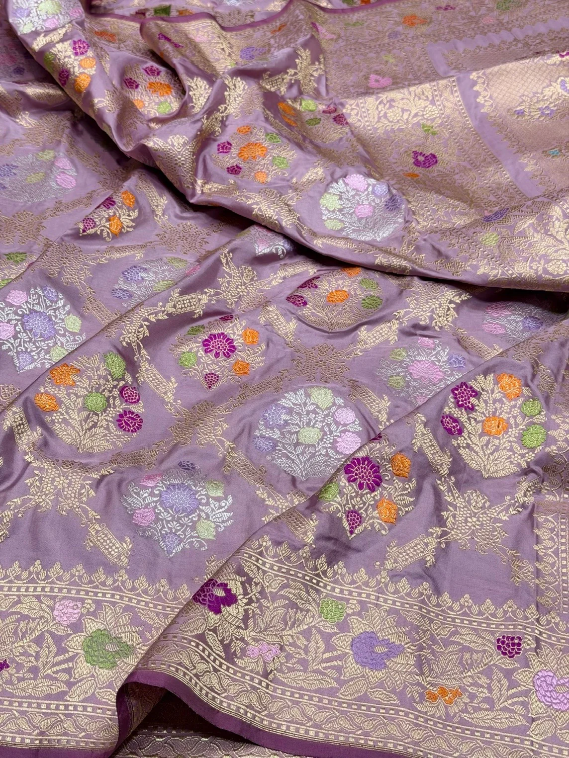 Lilac Handwoven Pure Banarasi Silk Saree – Luxury Kadwa Handloom Wedding & Festive Saree