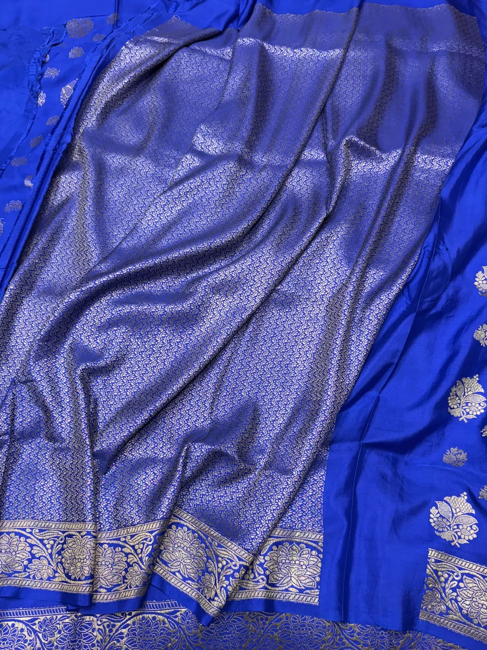 Royal Blue Handwoven Pure Georgette Saree - Image 2