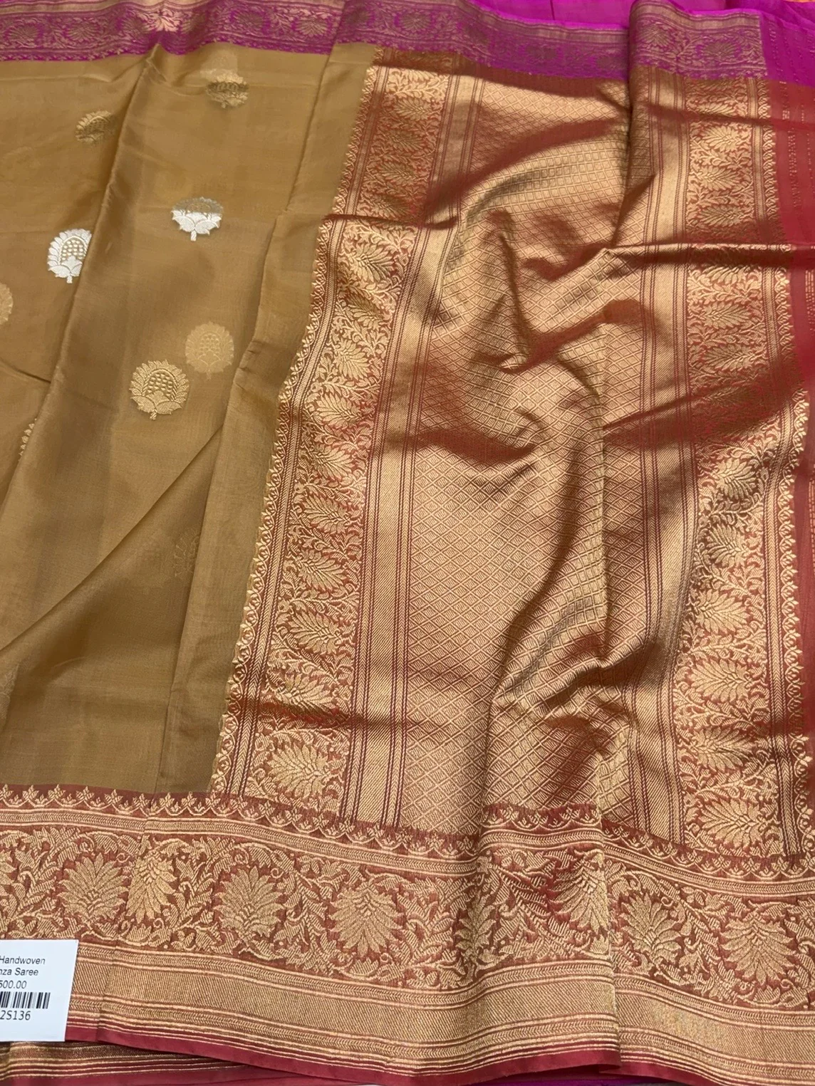 Chiku Handwoven Pure Organza Silk Saree - Image 3