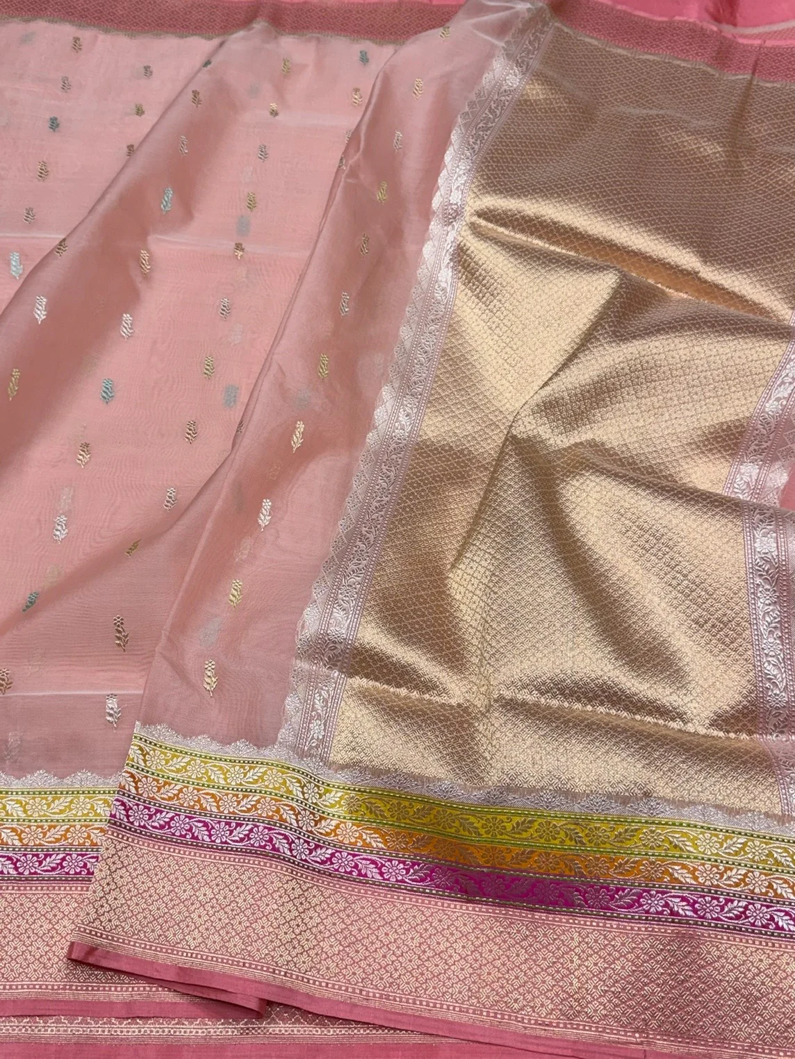 Peach Handwoven Pure Organza Silk Saree - Image 2