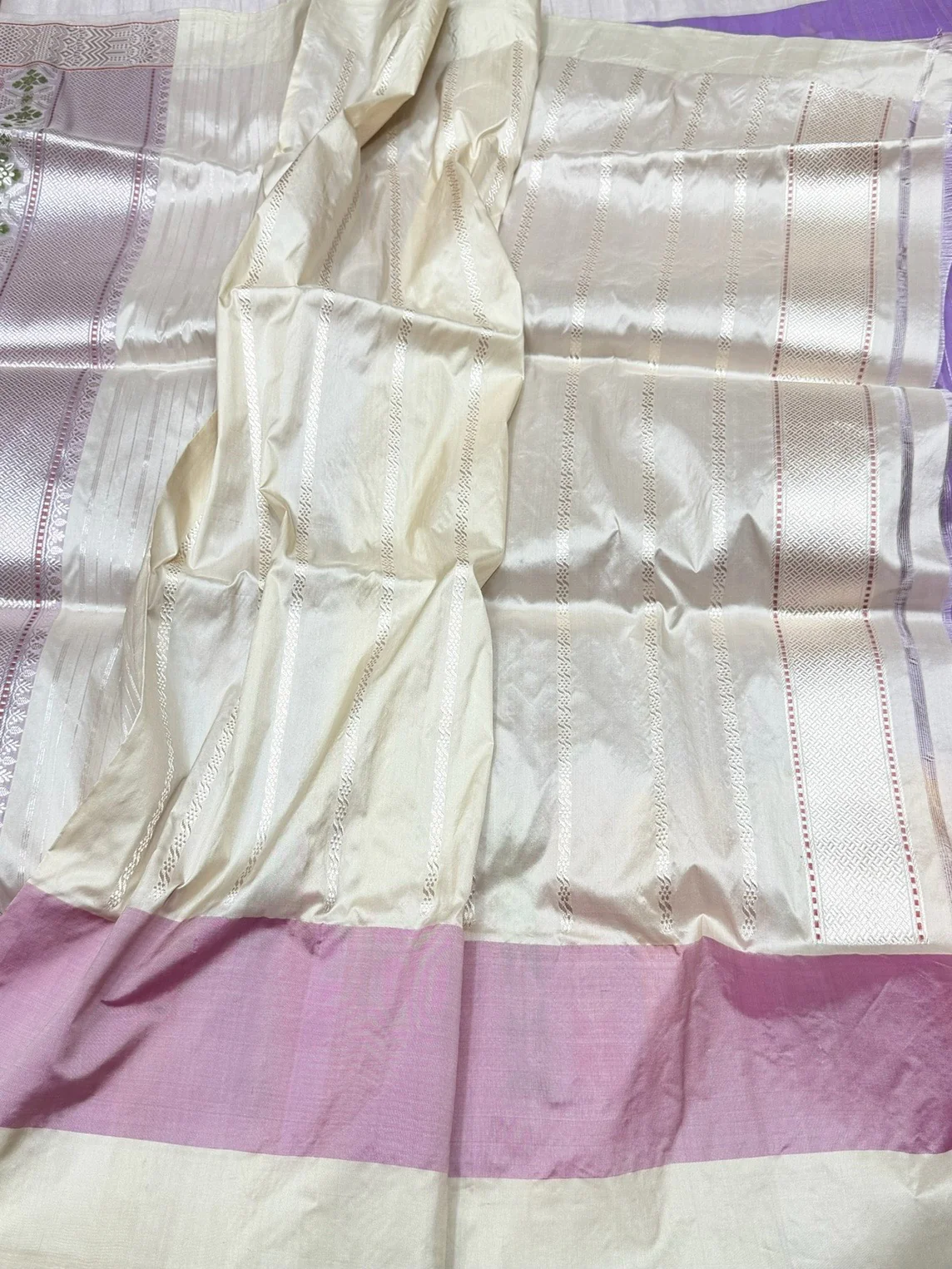 Lavender Handwoven Pure Organza Silk Saree - Image 2