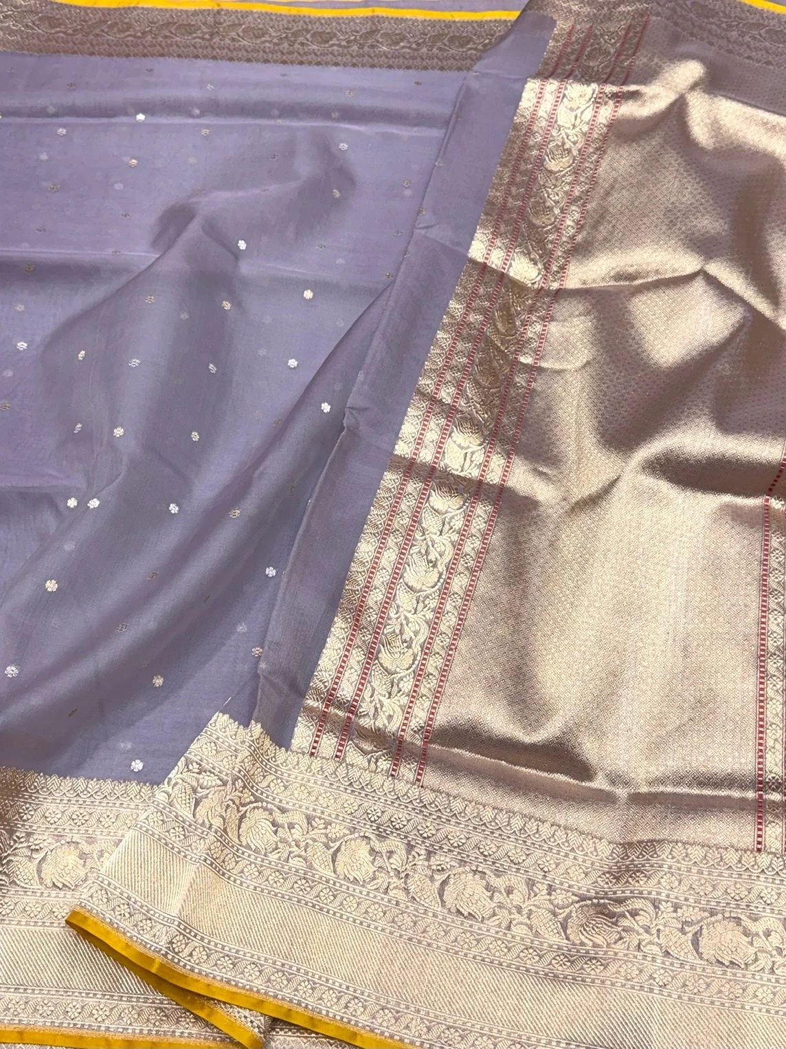 Dusty Lavender Handwoven Pure Organza Silk Saree - Image 2