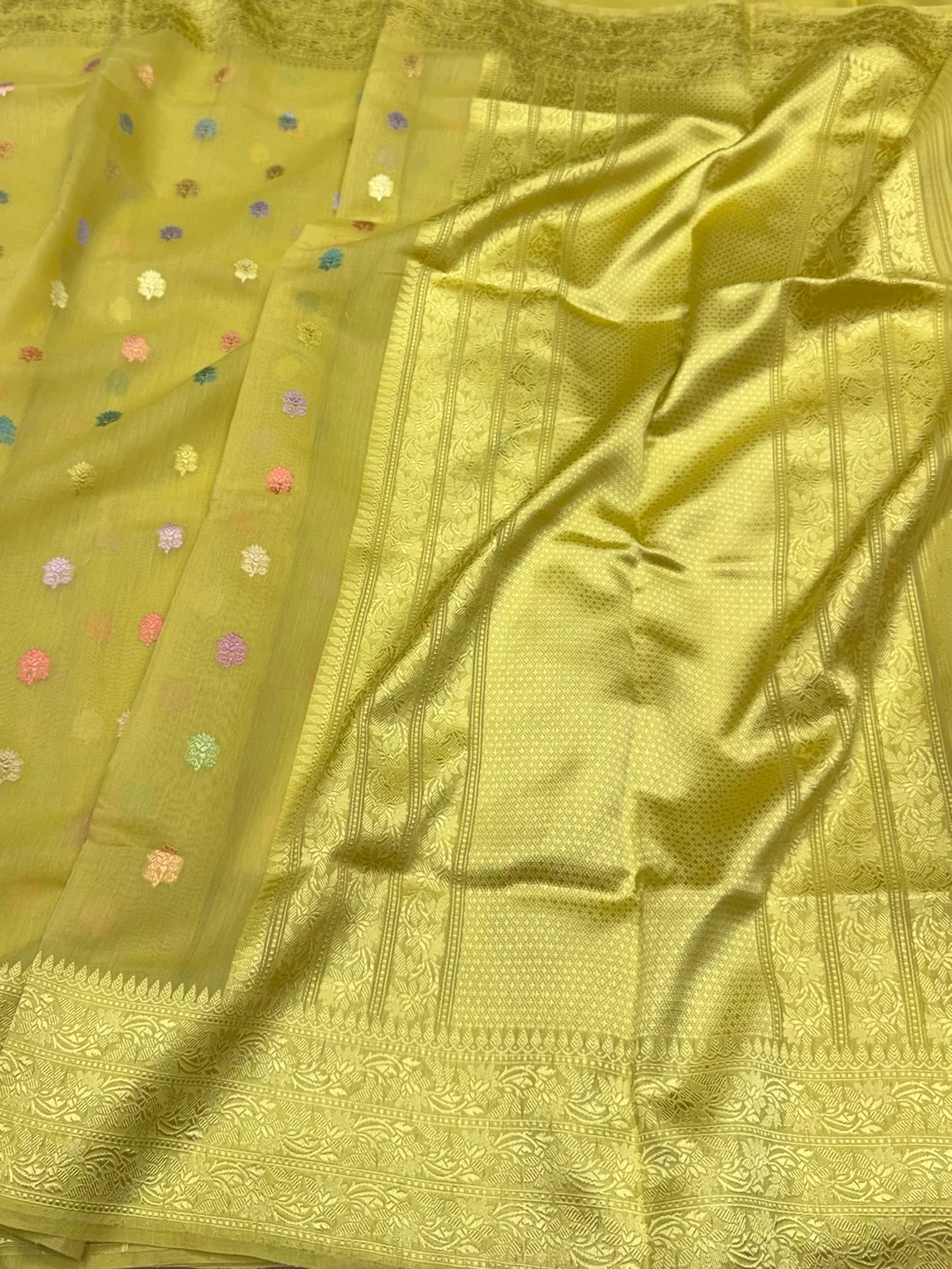 Handwoven Pure Banarasi Cotton Saree - Image 3