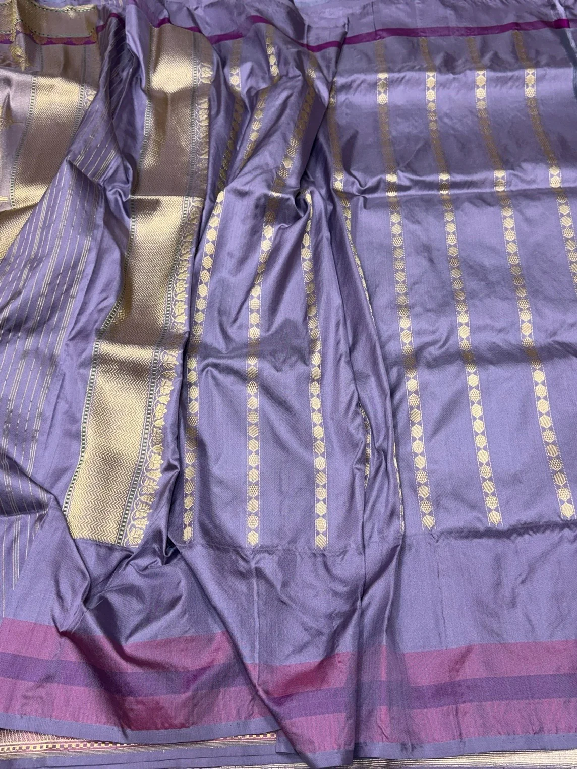 Bluish Grey Handwoven Pure Banarasi Ektara Organza Silk Saree – Kadwa Weave in Kora Mulberry Silk - Image 2