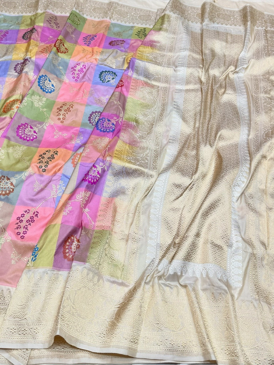 Ivory Handwoven Pure Banarasi Rangkaat Silk Saree – Pure Katan Silk - Image 3