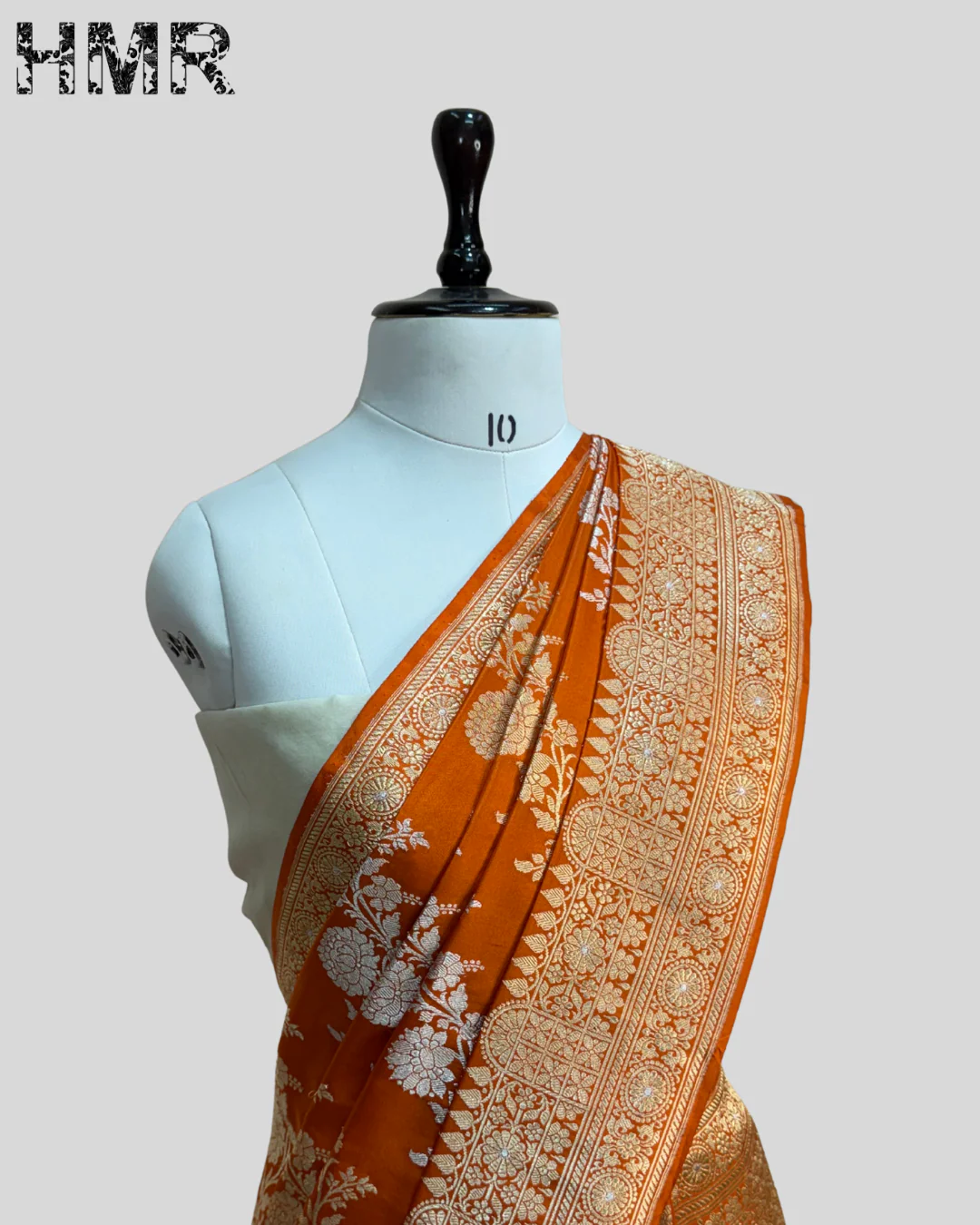 Magenta Handwoven Banarasi Pure Silk Saree - Image 4
