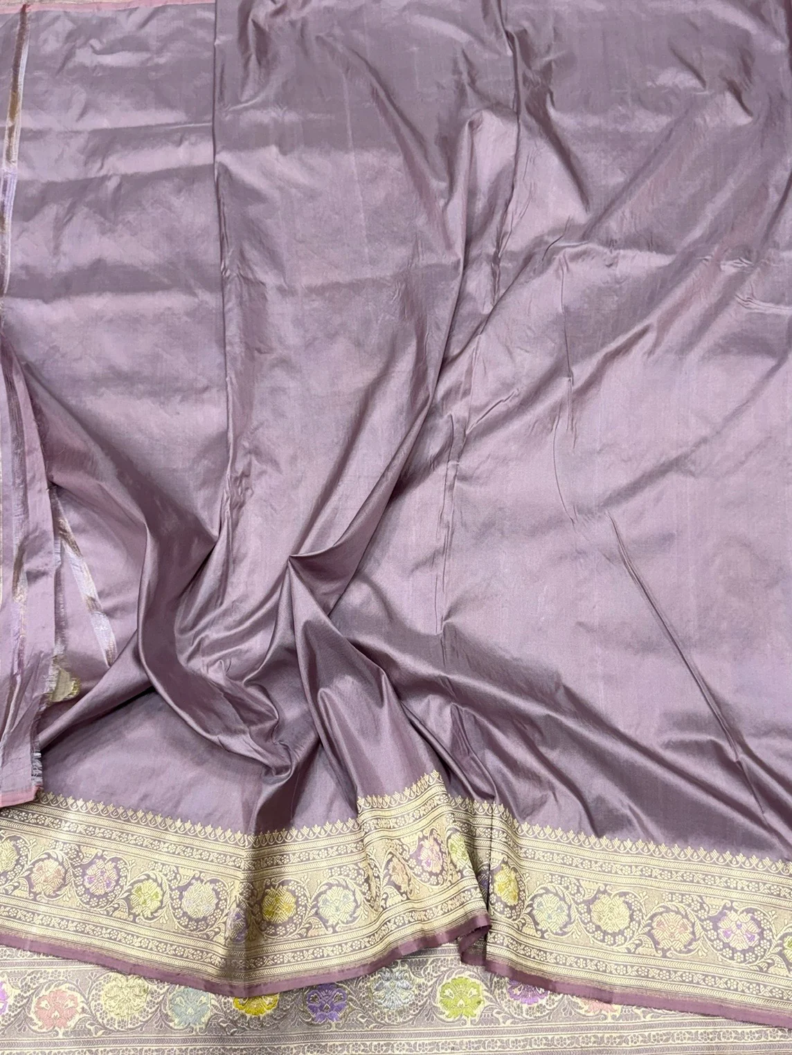 Mauve Handwoven Pure Banarasi Rangkaat Silk Saree – Pure Katan Silk - Image 2