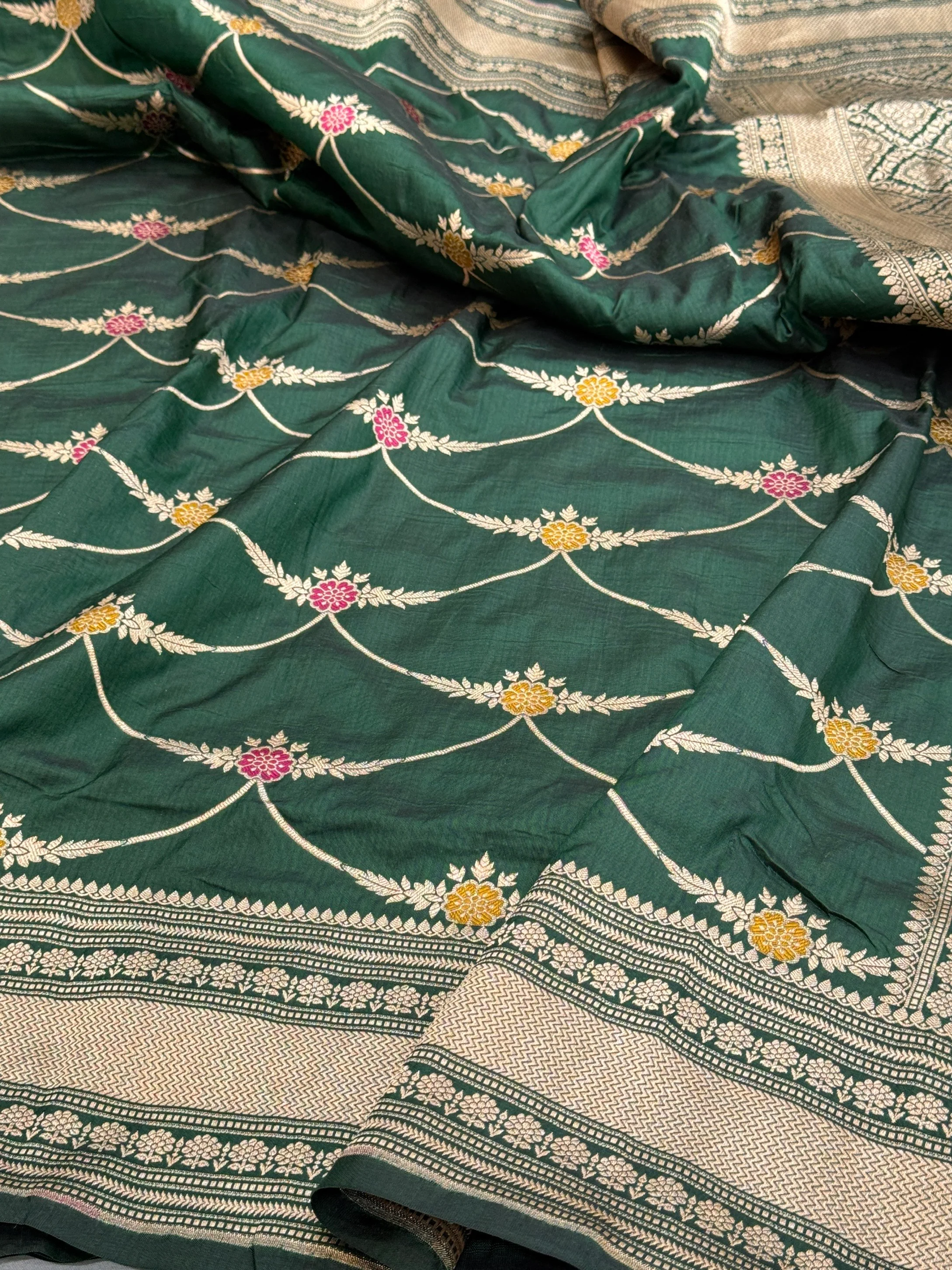 Yellow Banarasi Minakari Pure Katan Silk Saree | Pure Silk | Minakari Work | Cutwork Technique | Banarasi Katan Silk Saree - Image 5