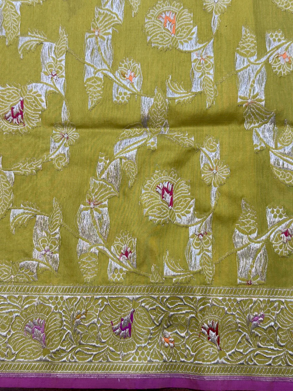 Handwoven Pure Banarasi Silk Saree - Image 3