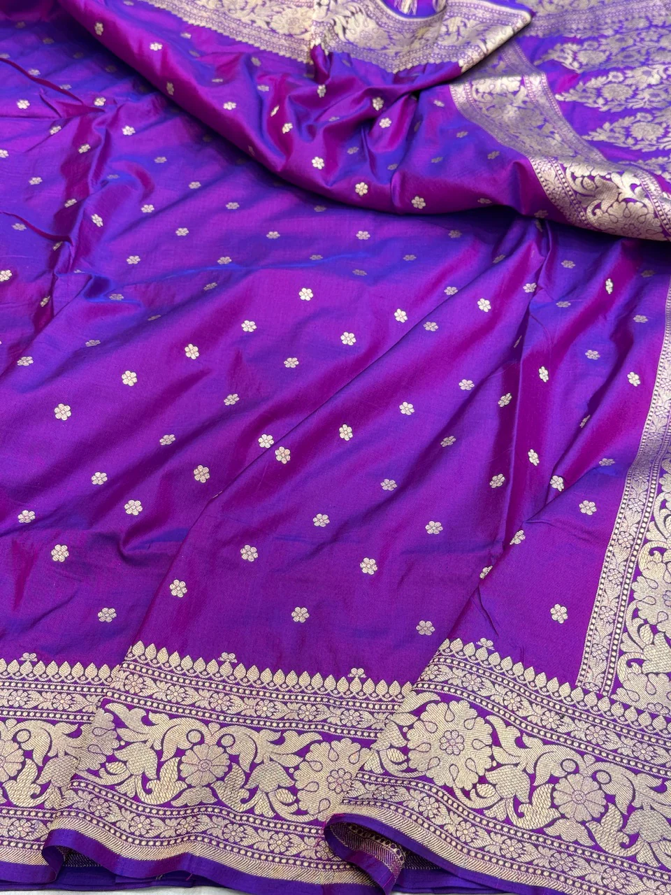 Banarasi Pure Katan Silk Saree | Pure Silk | Cutwork Technique | Banarasi Katan Silk Saree - Image 5