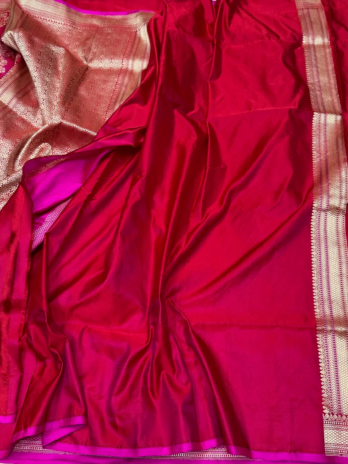 Ruby Red Handwoven Pure Banarasi Satin Tanchoi Silk Saree – Kadwa Weave | Authentic Banaras Handloom - Image 2