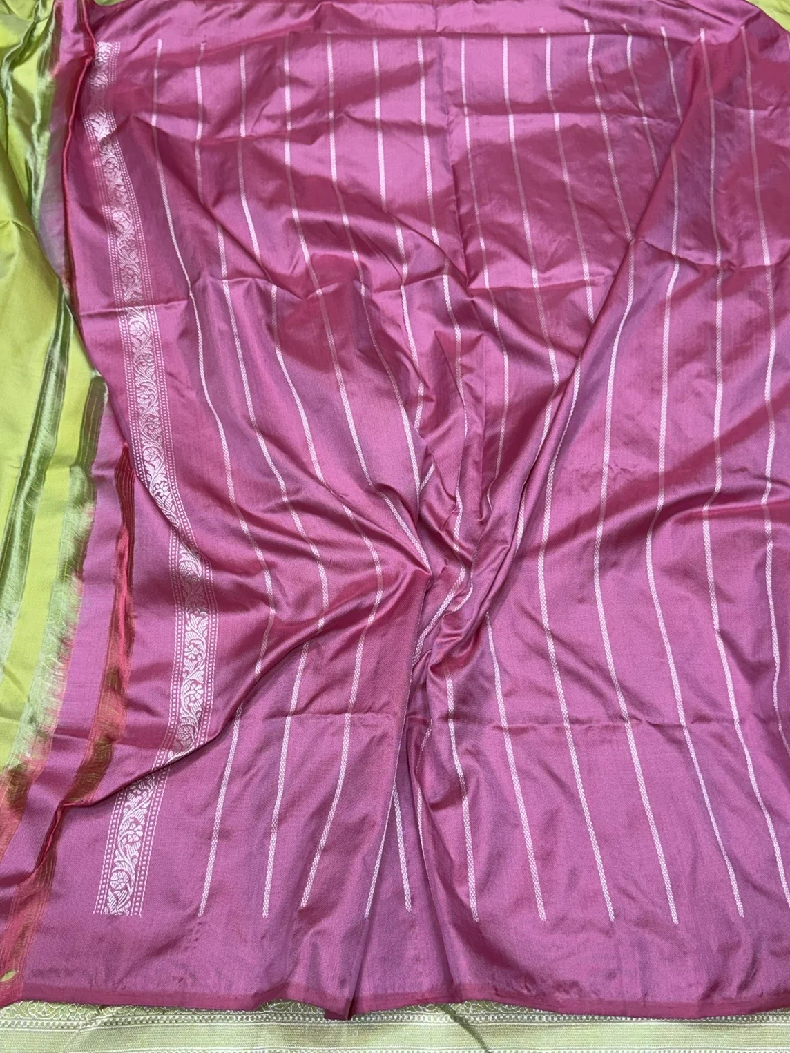 Pista Green Handwoven Pure Banarasi Ektara Silk Saree - Image 2