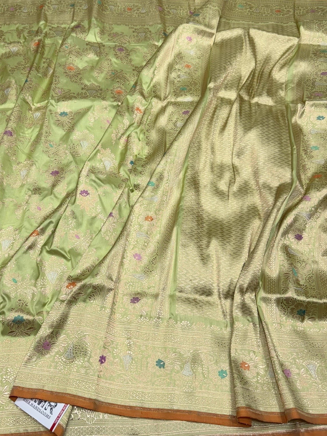 Pista Handwoven Pure Banarasi Silk Saree - Image 3