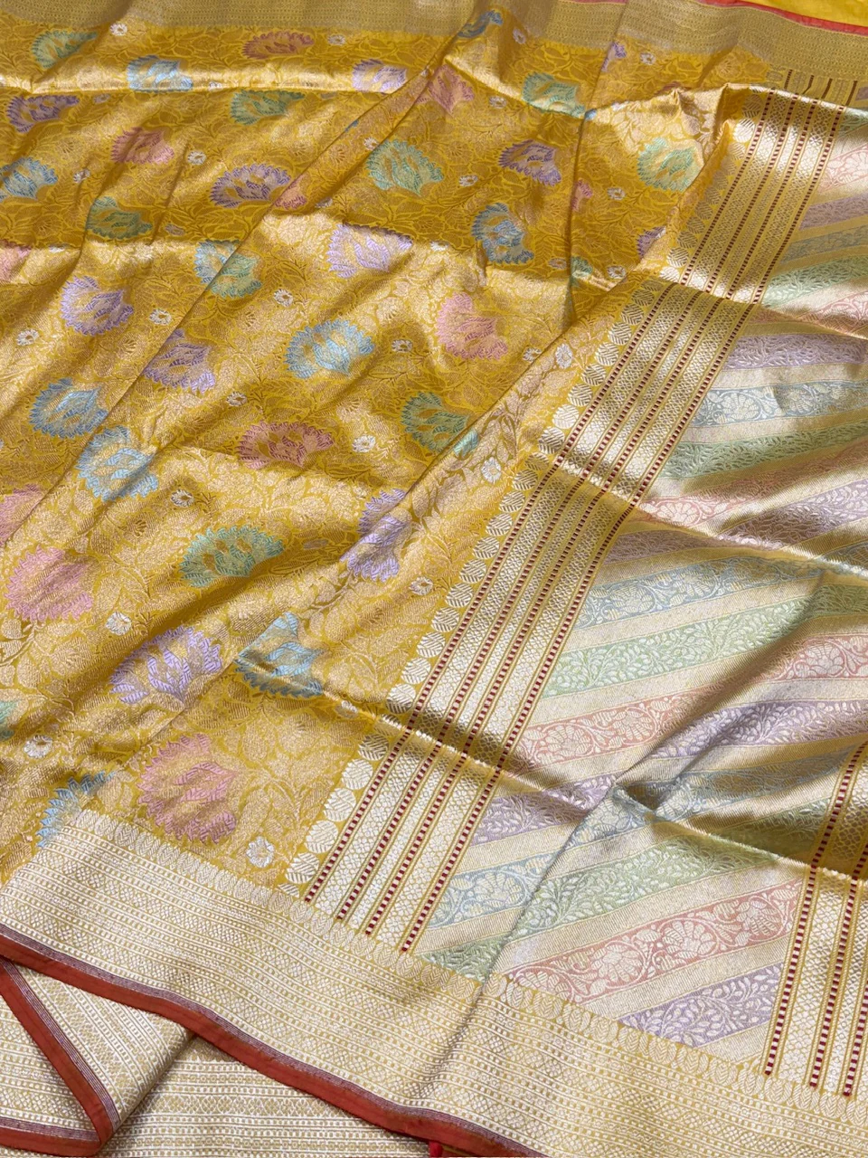 Handwoven Pure Banarasi Silk Brocade Saree - Image 8