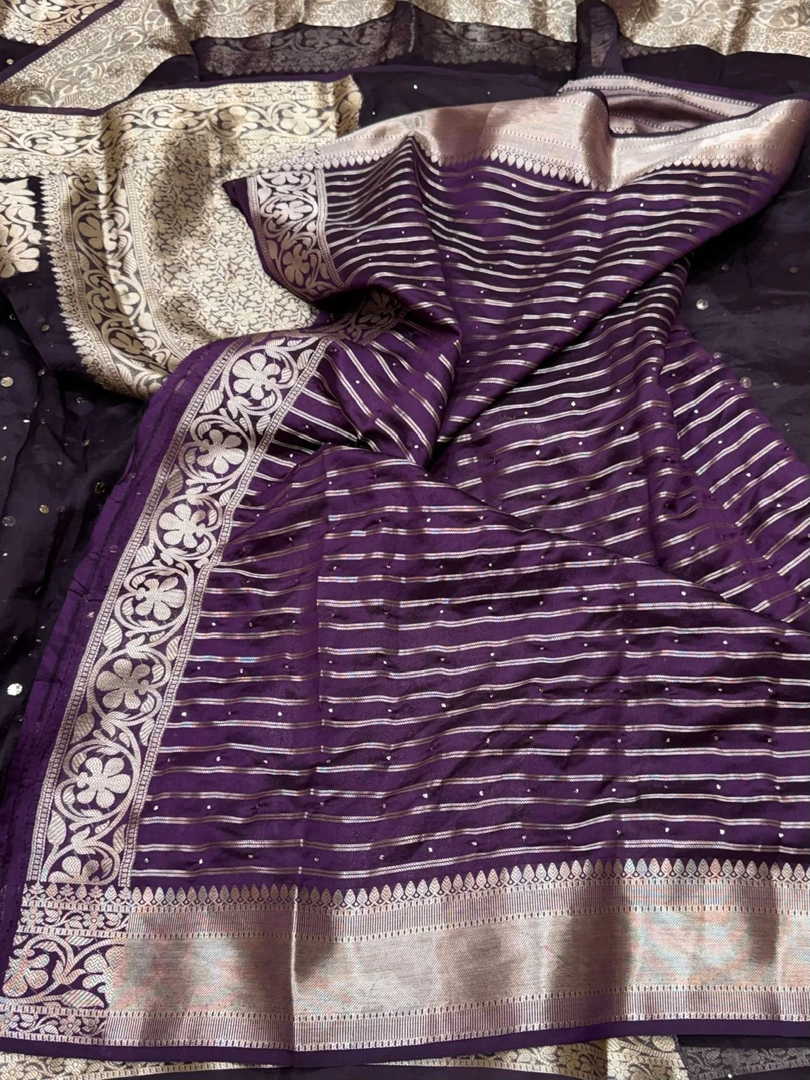 Wine Pure Banarasi Organza Silk Saree - Image 3