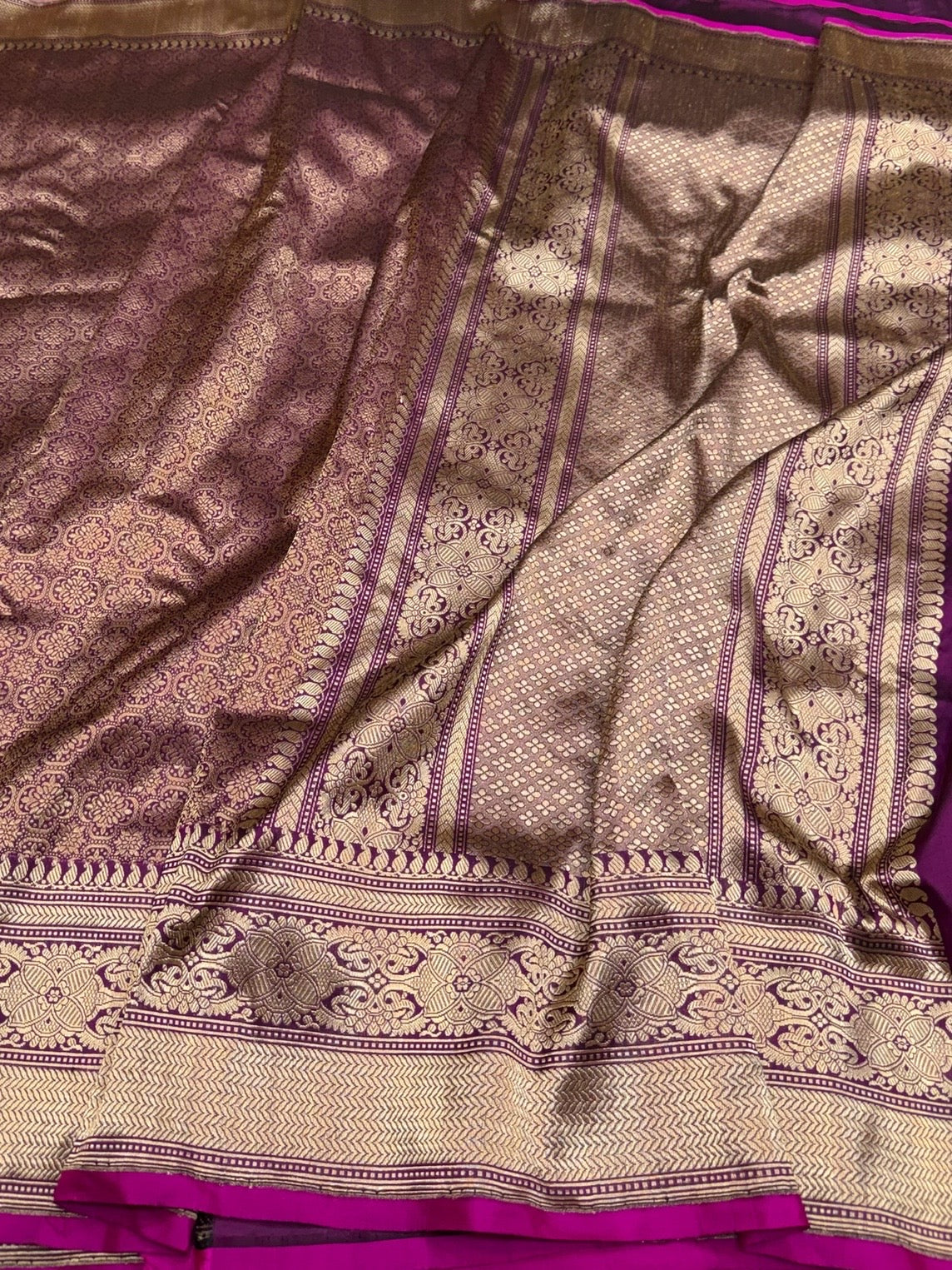Magenta Pure Banarasi Silk Brocade Saree in Katan Mulberry Silk – Classic Banaras Weave - Image 3