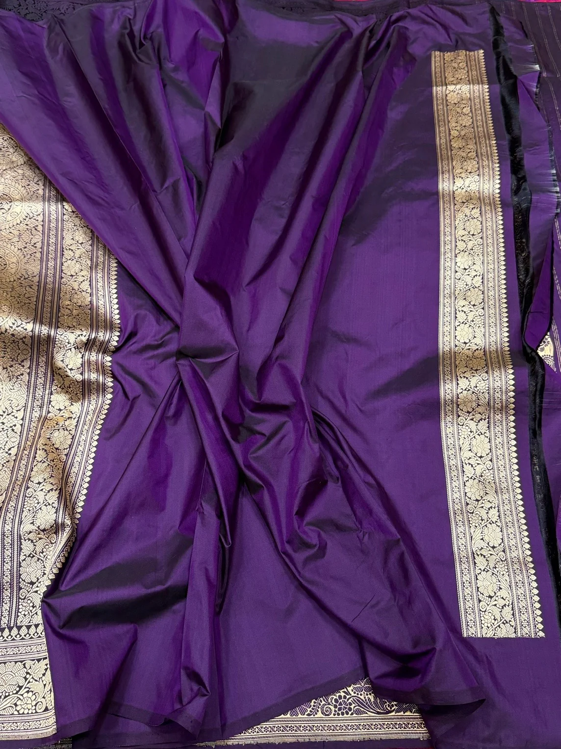 Purple Handwoven Pure Banarasi Silk Saree – Kadwa Weave in 100% Katan Mulberry Silk - Image 2