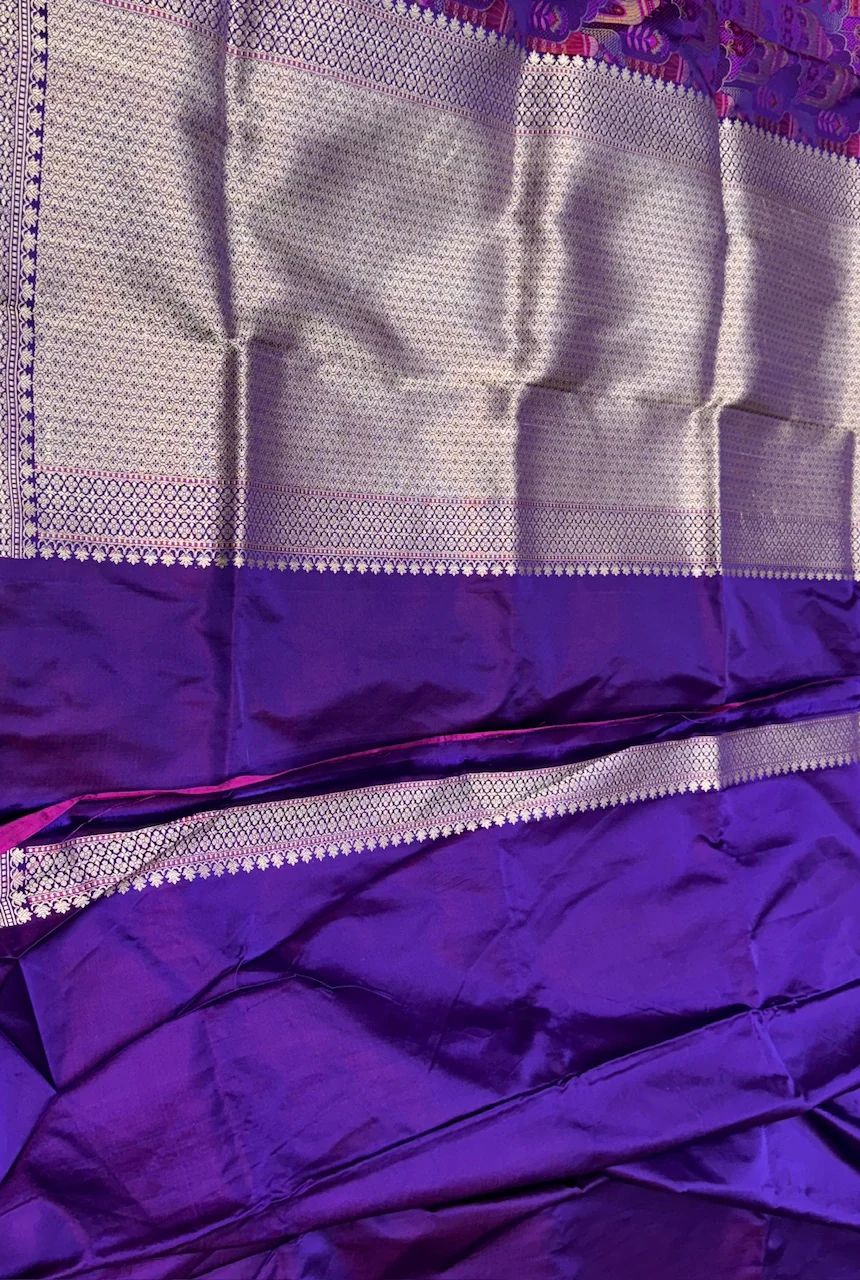 Handwoven Banarasi Satin Tanchoi Silk Saree - Image 7