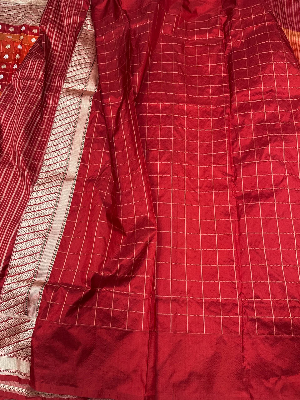 Rangkaat Handwoven Banarasi Saree - Image 14