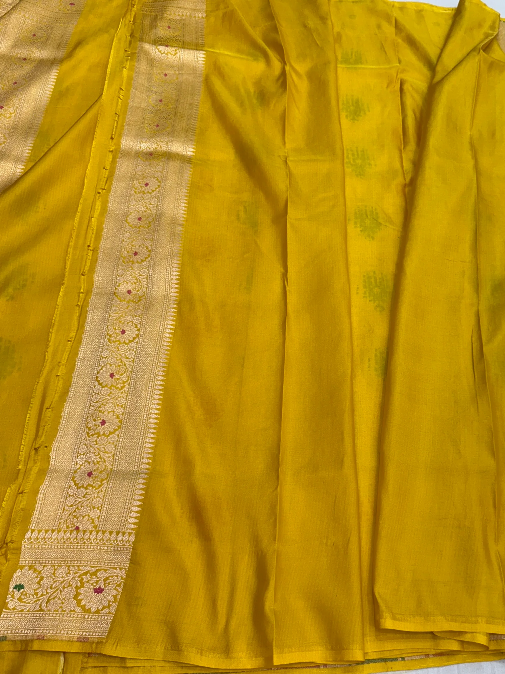 Banarasi Minakari Pure Katan Silk Saree | Pure Silk | Minakari Work | Cutwork Technique | Banarasi Katan Silk Saree - Image 12