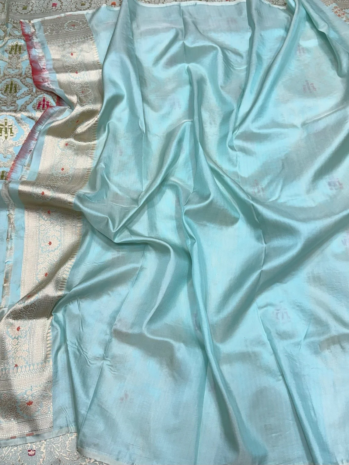 Banarasi Minakari Pure Katan Silk Saree | Pure Silk | Minakari Work | Cutwork Technique | Banarasi Katan Silk Saree - Image 2
