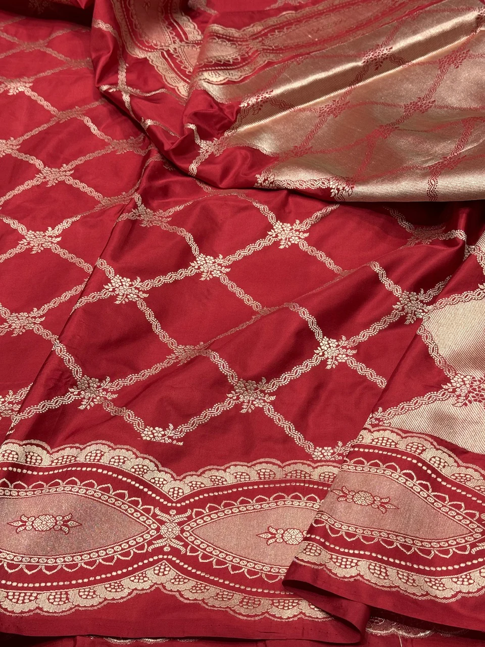 Red Handwoven Banarasi Silk Saree