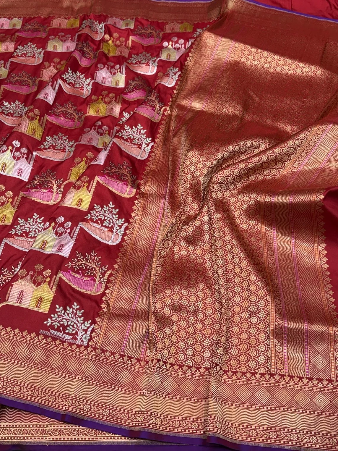 Red Handwoven Pure Silk Banarasi Saree - Image 3