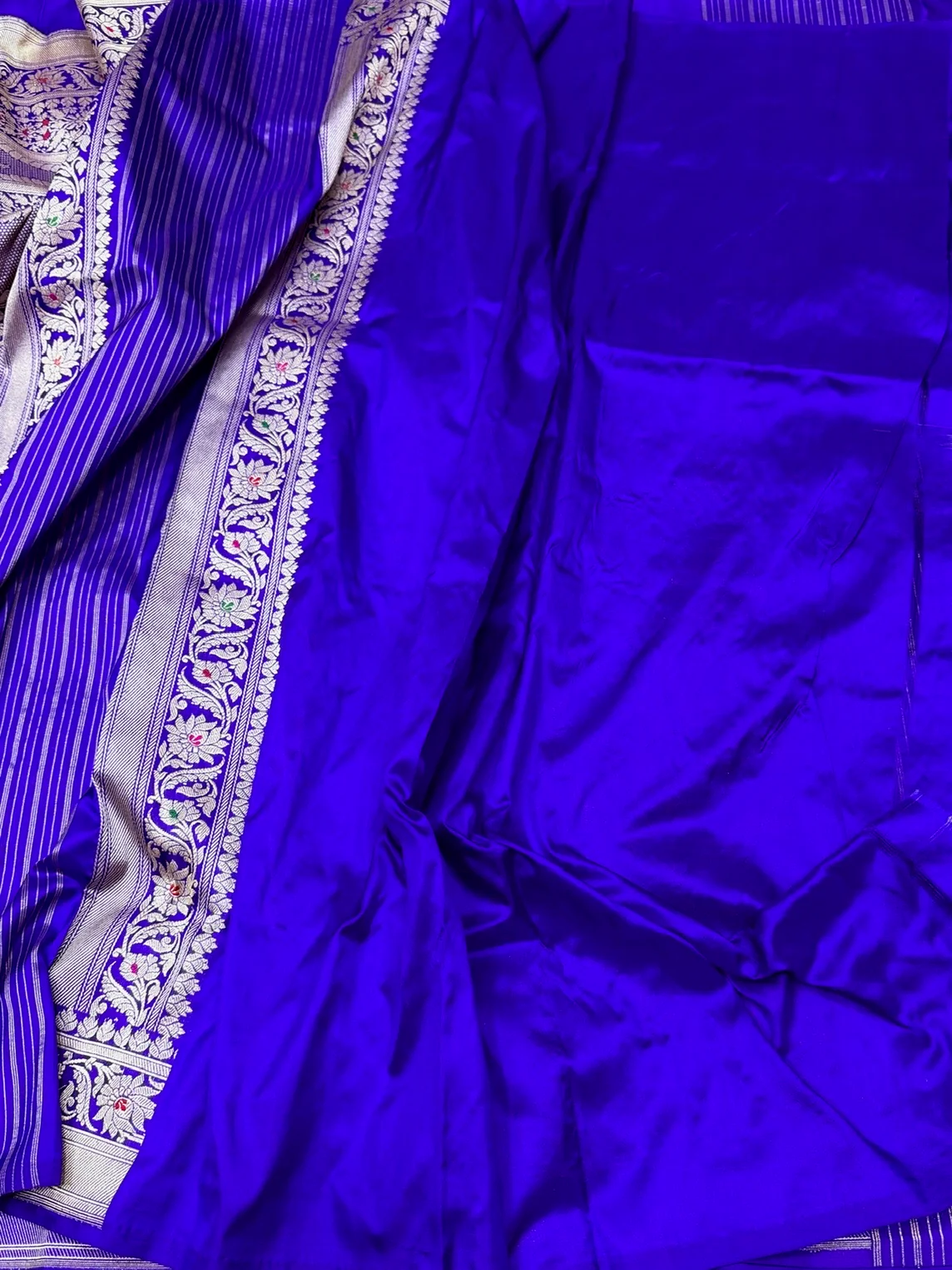 Royal Blue Handwoven Pure Banarasi Silk Saree – Kadwa Weave in 100% Katan Mulberry Silk - Image 2