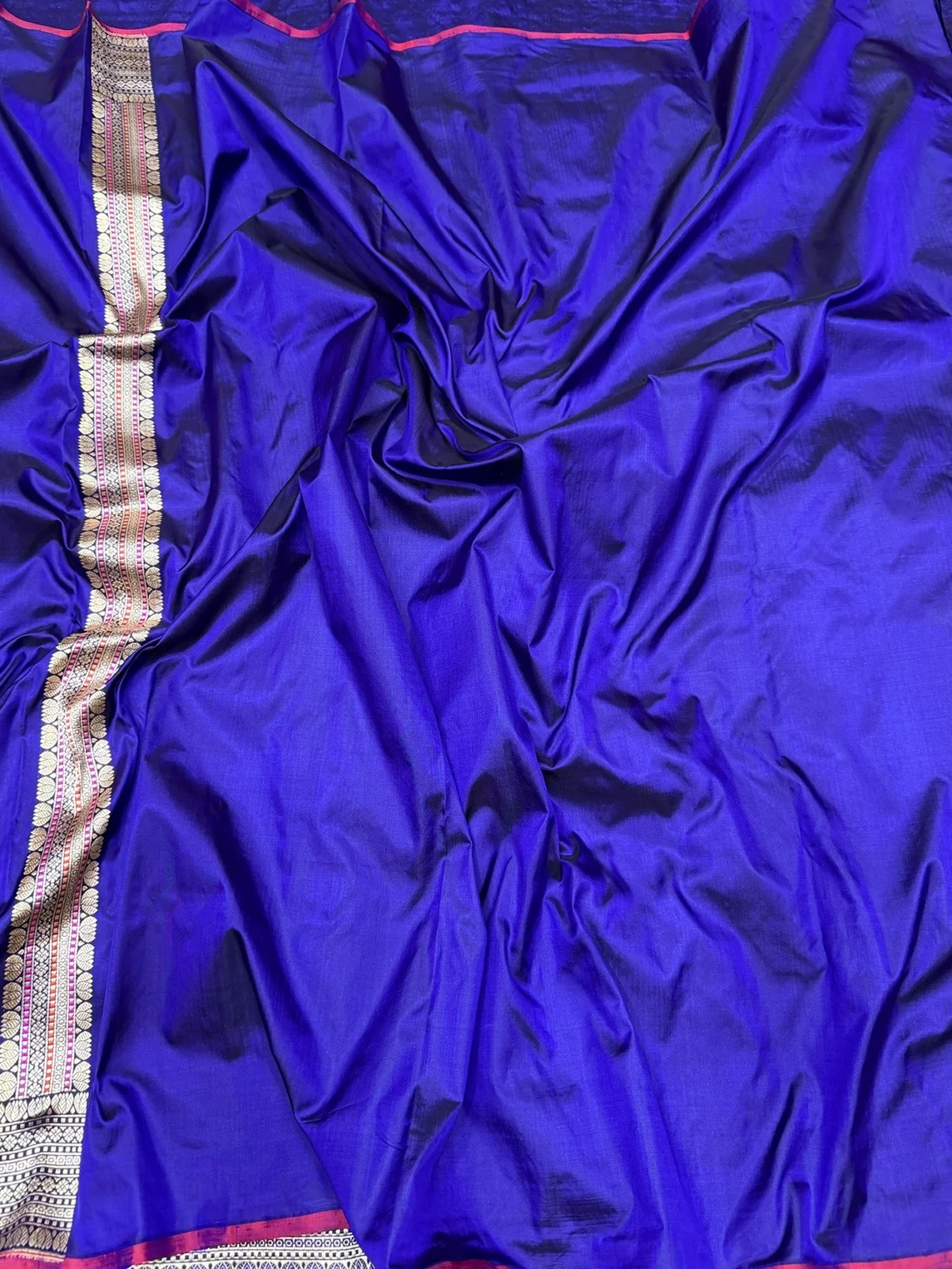 Royal Blue Handwoven Pure Banarasi Silk Saree – Kadwa Weave in 100% Katan Mulberry Silk - Image 2