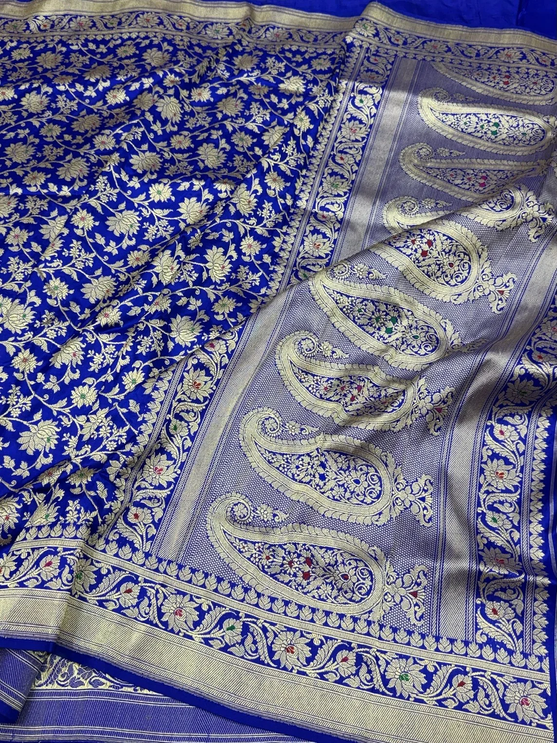 Royal Blue Handwoven Pure Banarasi Silk Saree – Kadwa Weave in 100% Katan Mulberry Silk - Image 3