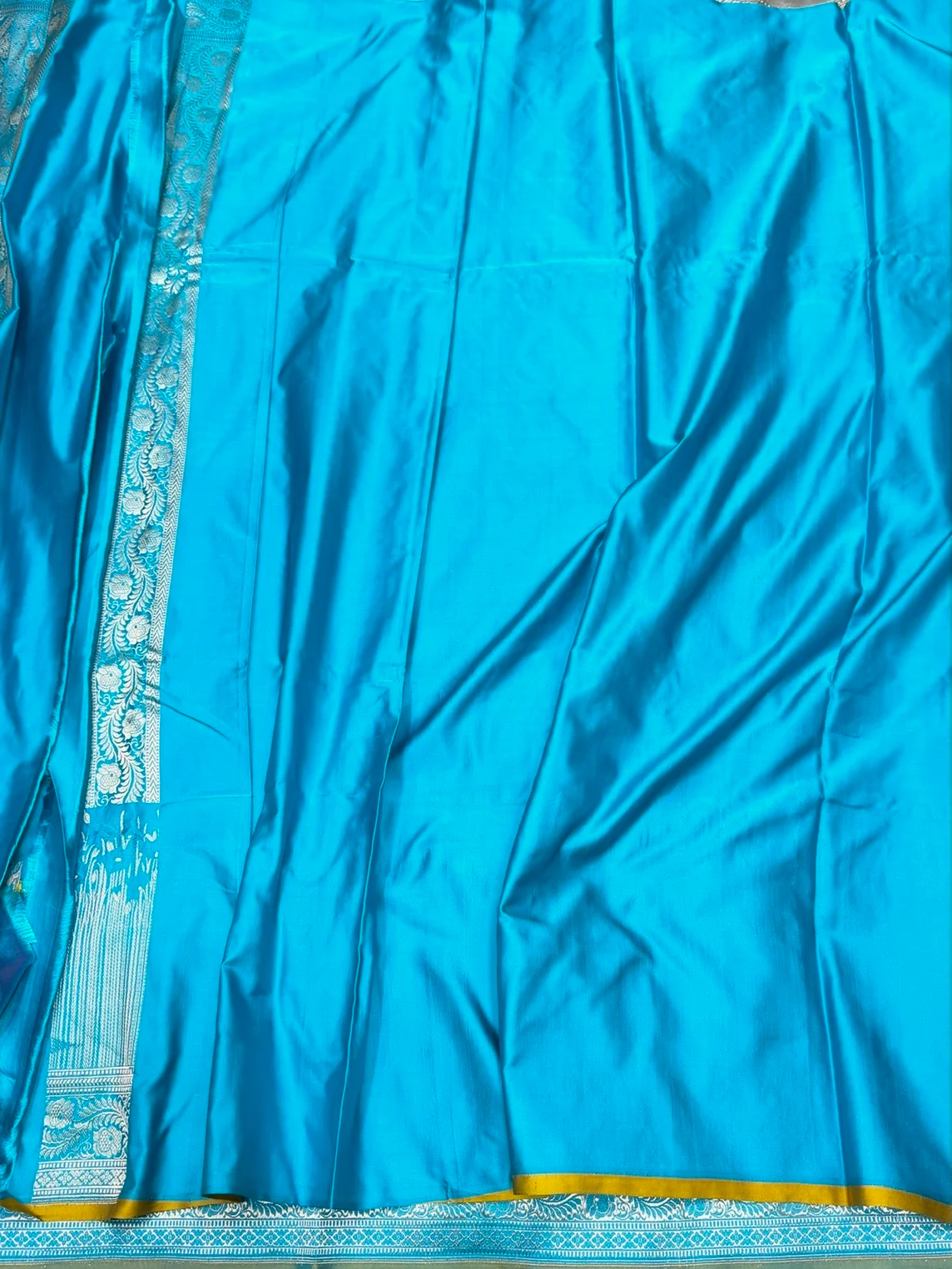 Handwoven Pure Banarasi Satin Silk Saree – Kadwa Weave | 100% Pure Satin Silk | Authentic Banaras Handloom - Image 2