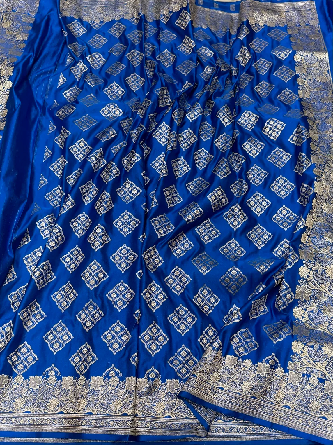 Royal Blue Vintage Banarasi Pure Satin Silk Brocade Saree – Luxury Cutwork Wedding & Festive Saree - Image 2