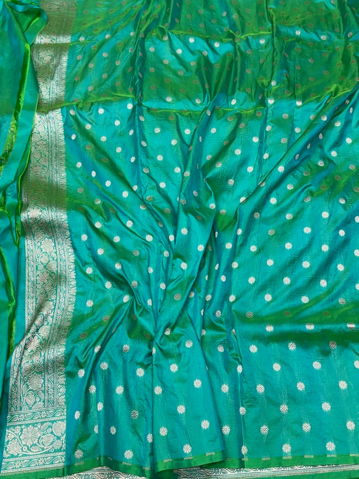 Banarasi Minakari Pure Katan Silk Saree | Pure Silk | Minakari Work | Cutwork Technique | Banarasi Katan Silk Saree - Image 17