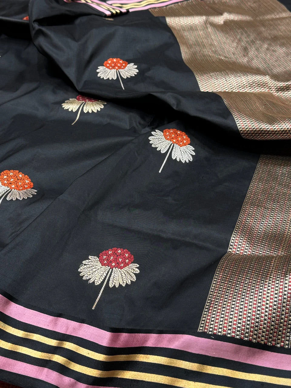 Handwoven Pure Banarasi Satin Border Saree - Image 5