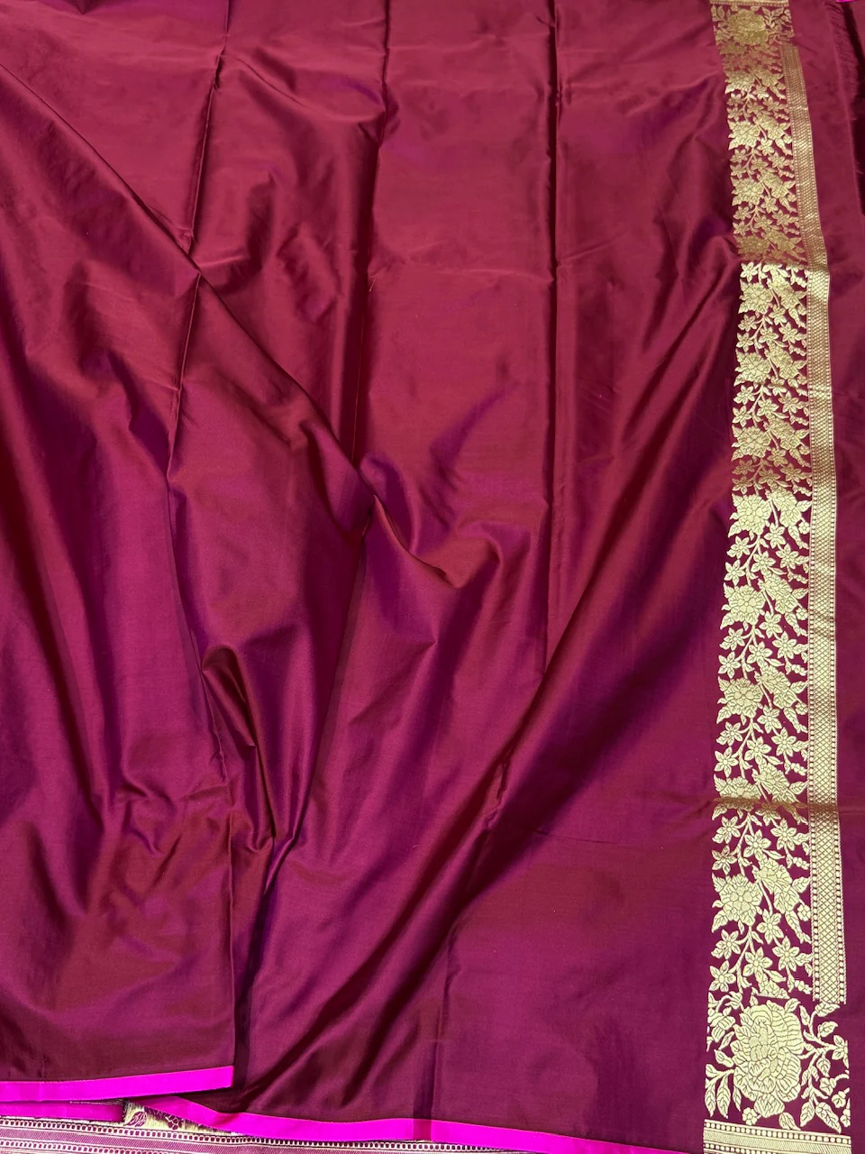 Rose Border Handwoven Pure Banarasi Satin Tanchoi Silk Saree - Image 5