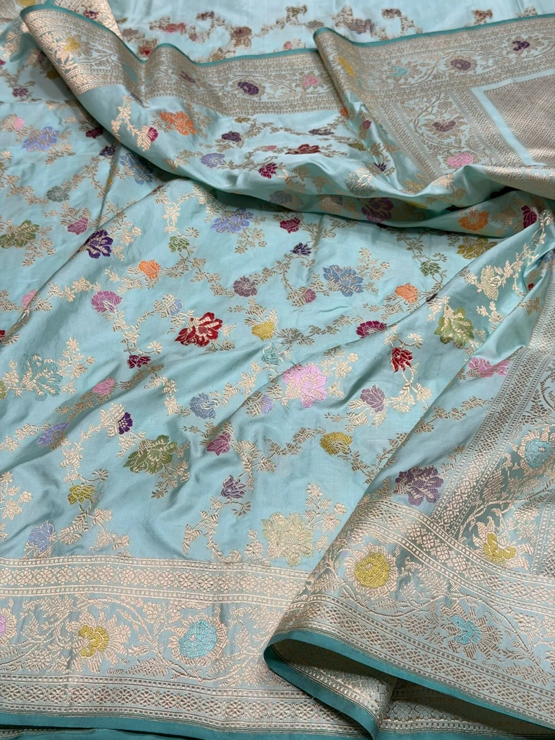 Sky Blue Handwoven Pure Banarasi Silk Saree
