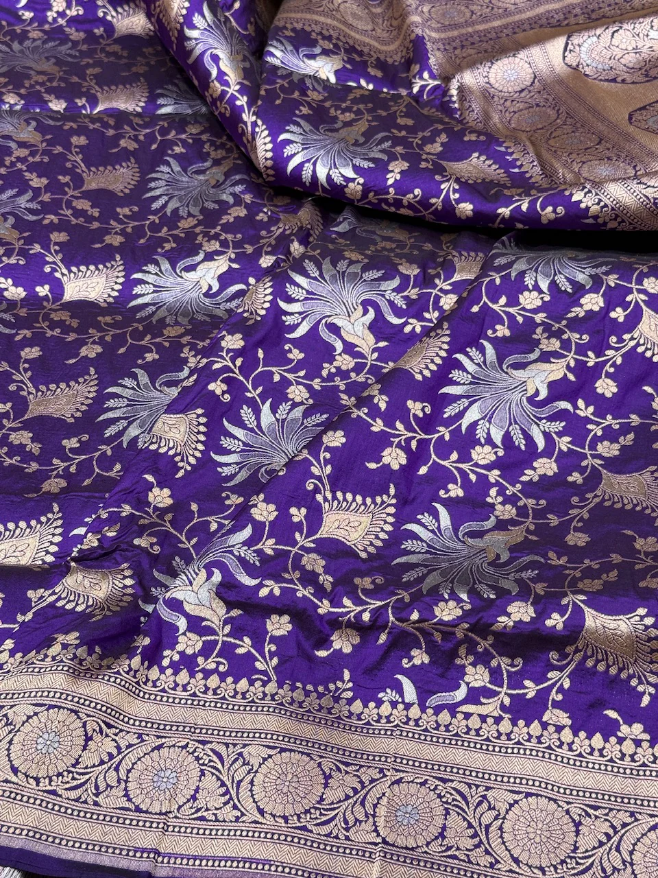 Banarasi Sona Rupa Pure Silk Saree – Gold & Silver Zari Cutwork  in Pure Katan Silk - Image 4