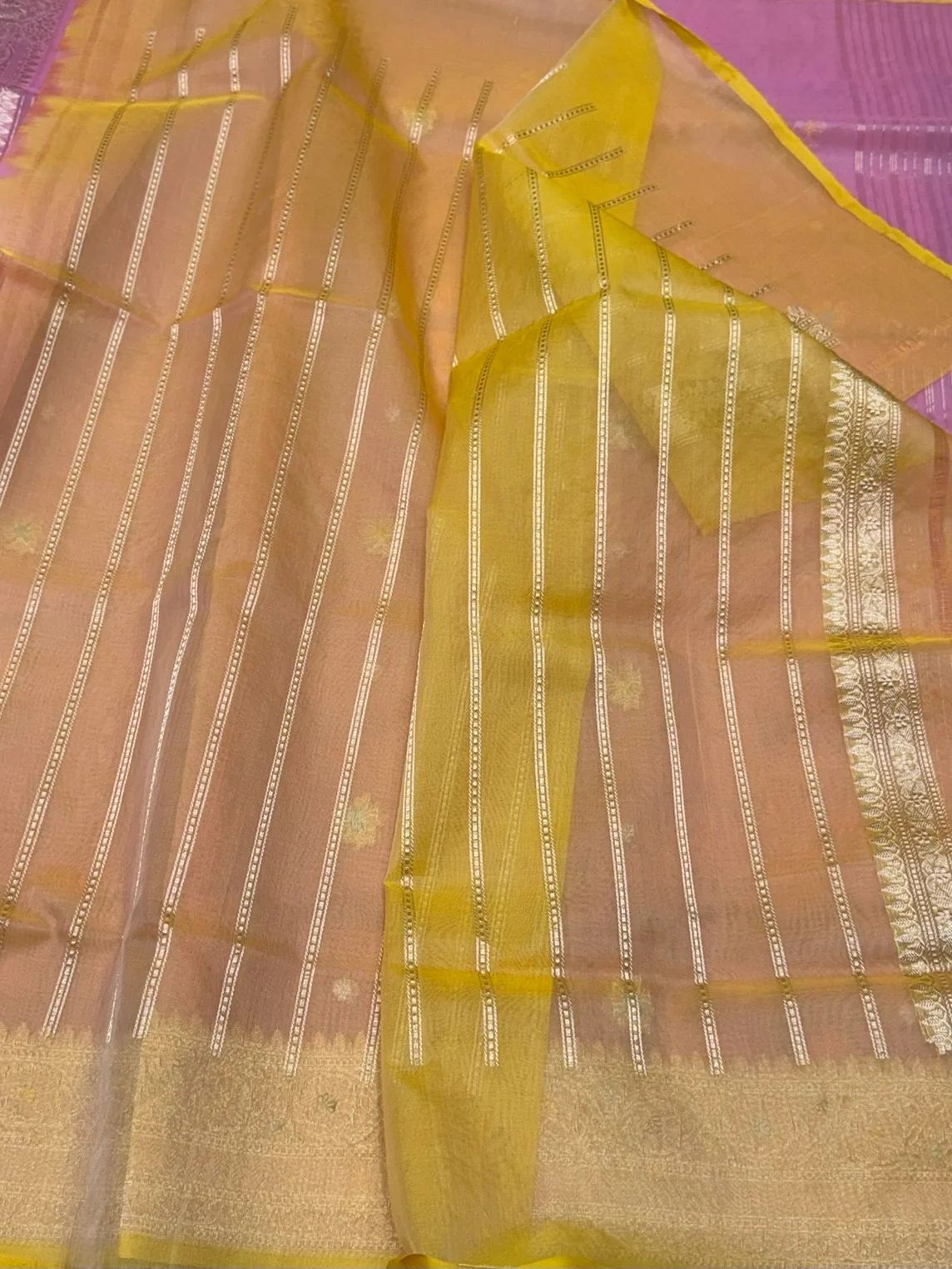 Gajiri Pink Handwoven Pure Organza Silk Saree - Image 2